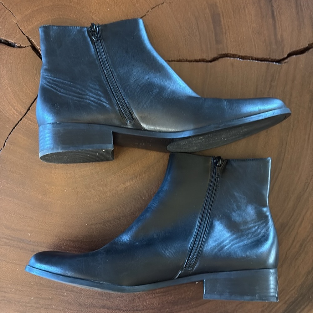 Vaneli Rheta Bootie /Black Leather Ankle Boots with Gold Accents/ Size 10N - Picture 6 of 11